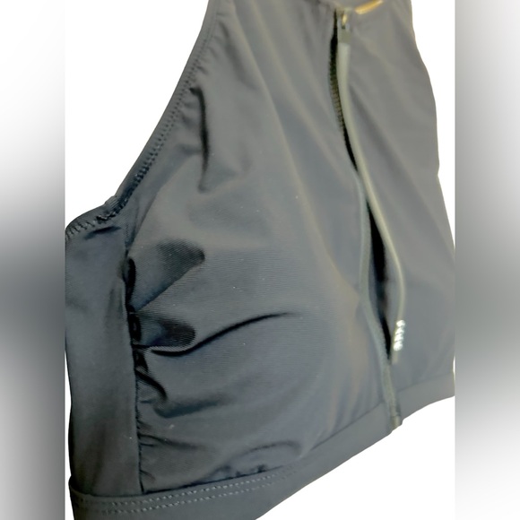 Free Sport by Gottex - Sexy Black Sports Bra - Picture 3 of 5